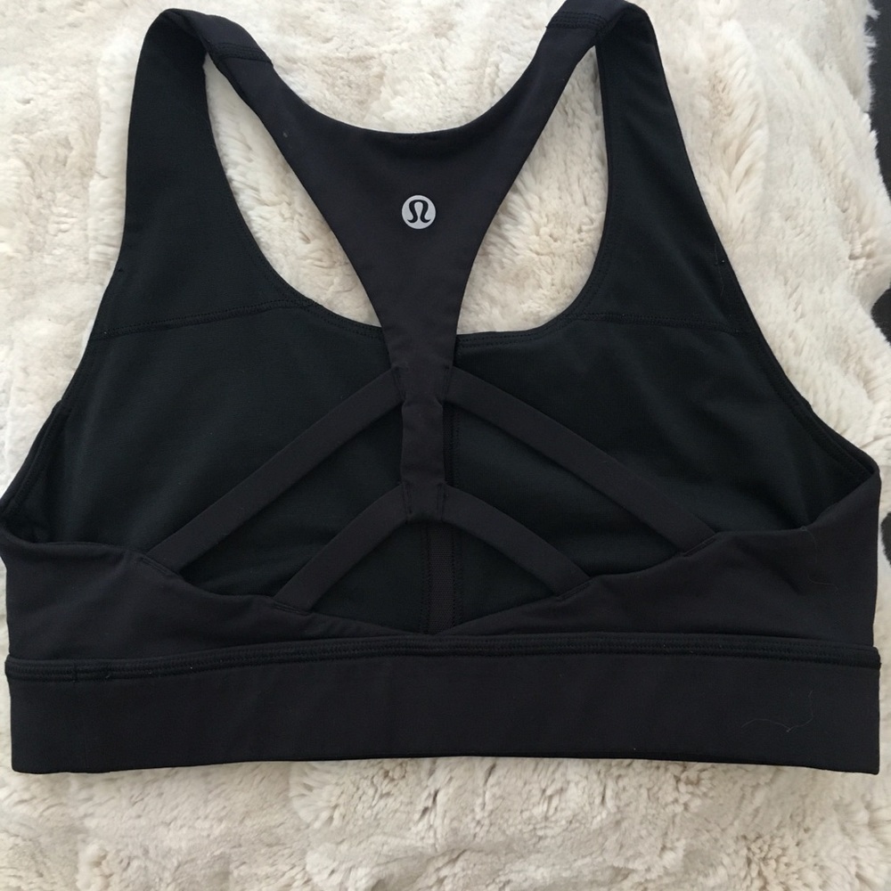Lululemon black sports bra